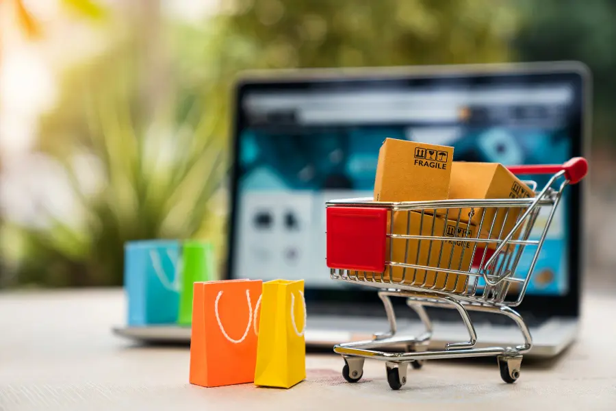 7 Tips for a Safer Online Shopping Experience