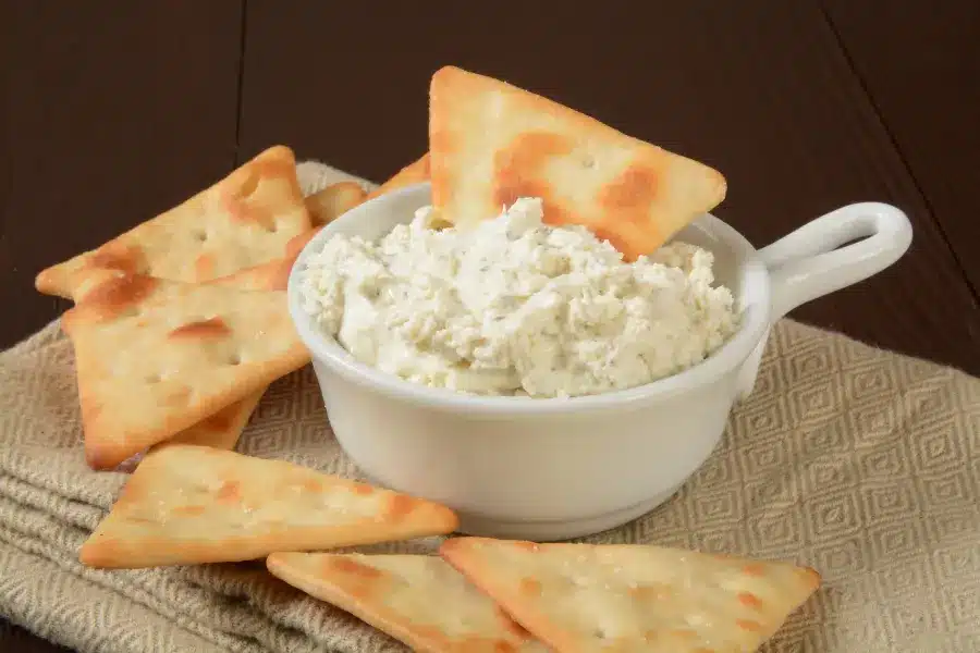 Pepper Jelly Dip & Crackers