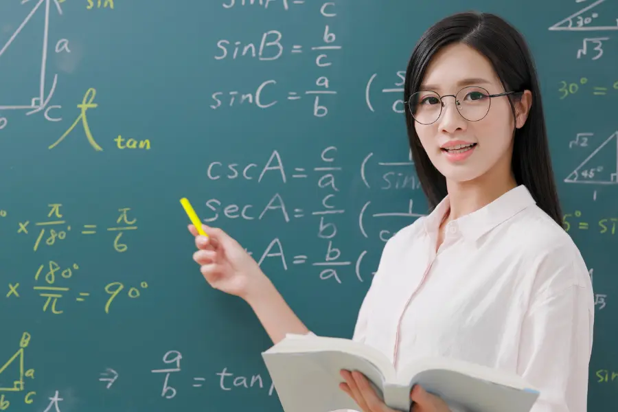 Things You Should Consider While Choosing Maths Tutor