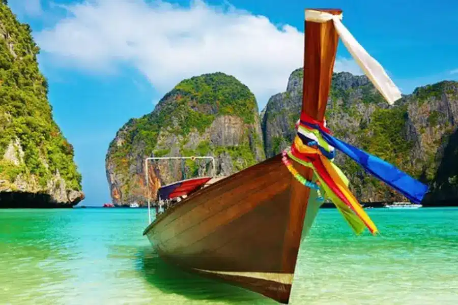 Tips for Planning an Exotic Getaway as a College Student
