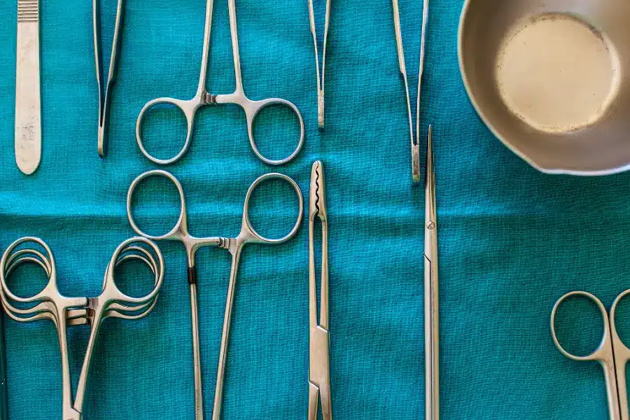 Using Top-Quality Operating Room Surgical Instruments