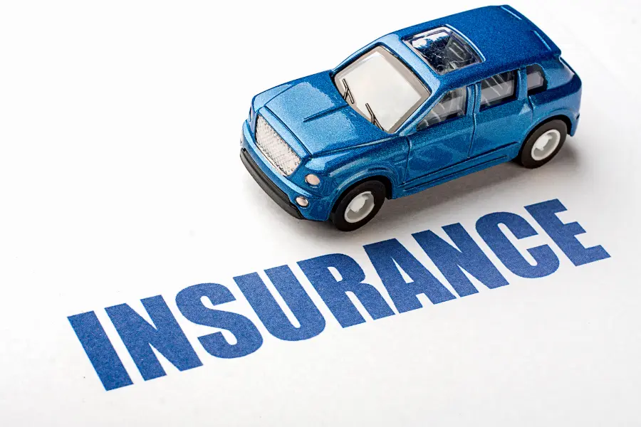 What Are the Benefits of Car Insurance for Single Moms