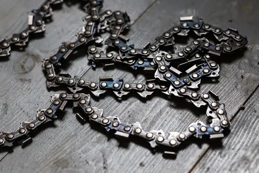 How to Untangle A Chainsaw Chain, Easiest Methods