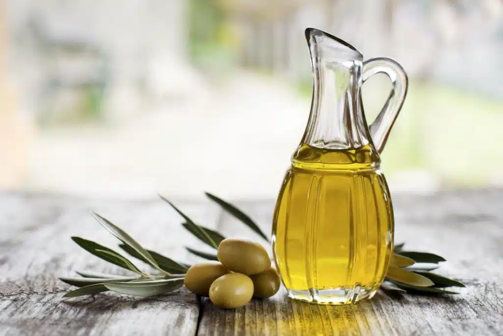 Avocado Oil vs Olive Oil: Which One Should You Take?