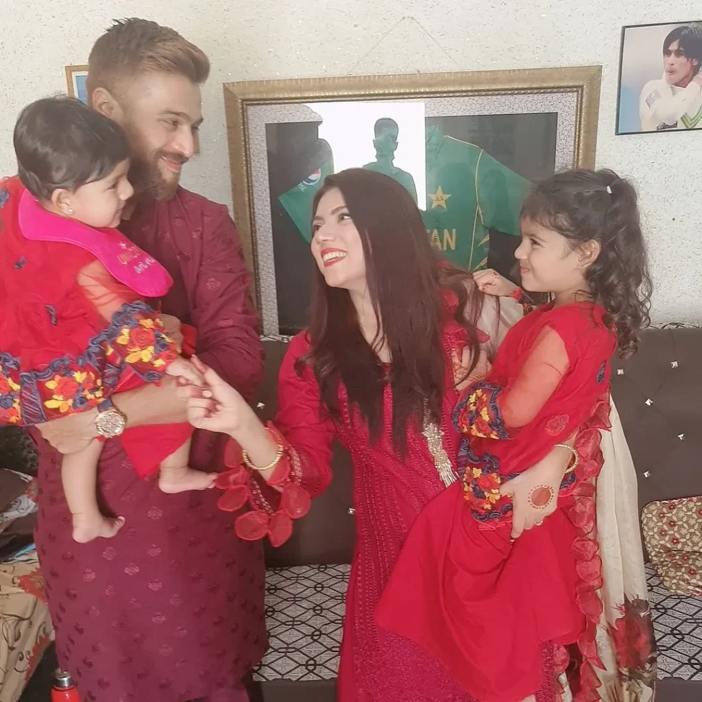 Mohammad Amir Wife Narjis Khatun Family Life