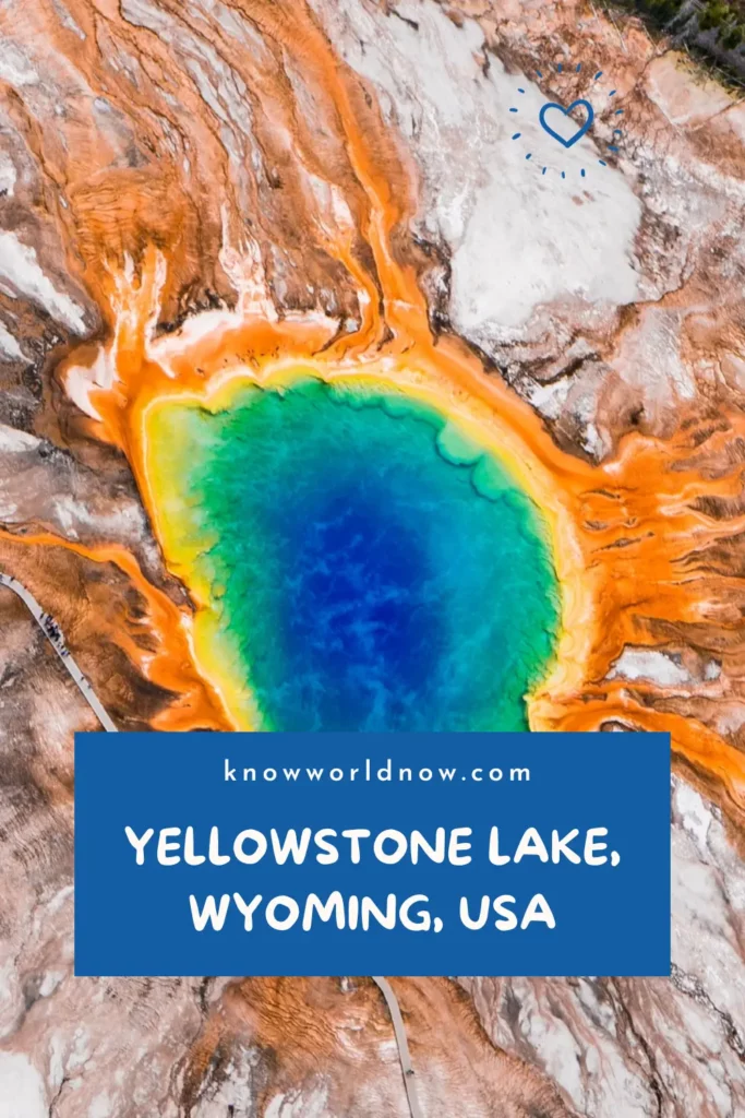 Yellowstone Lake, Wyoming, USA
